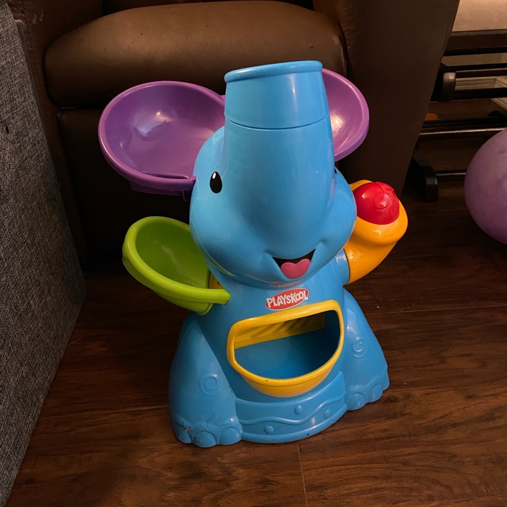 Hasbro - Playskool Poppin Park Elefun Busy Ball Popper Toy